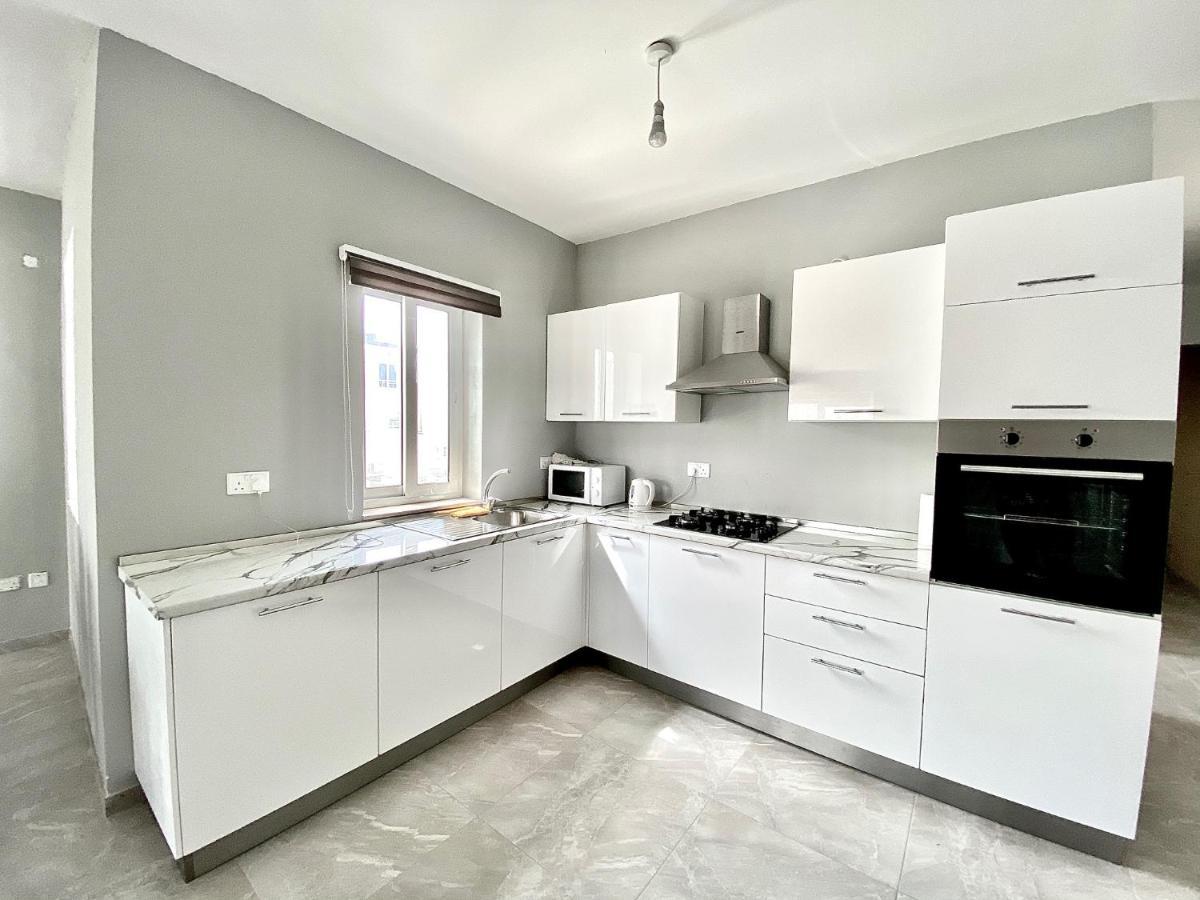 Ferienwohnung New Breeze St. Paul's Bay Exterior foto